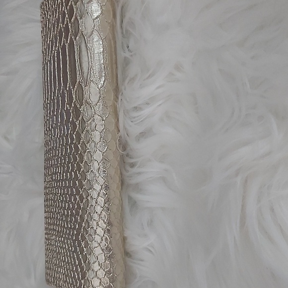 Aldo clutches - Picture 8 of 11